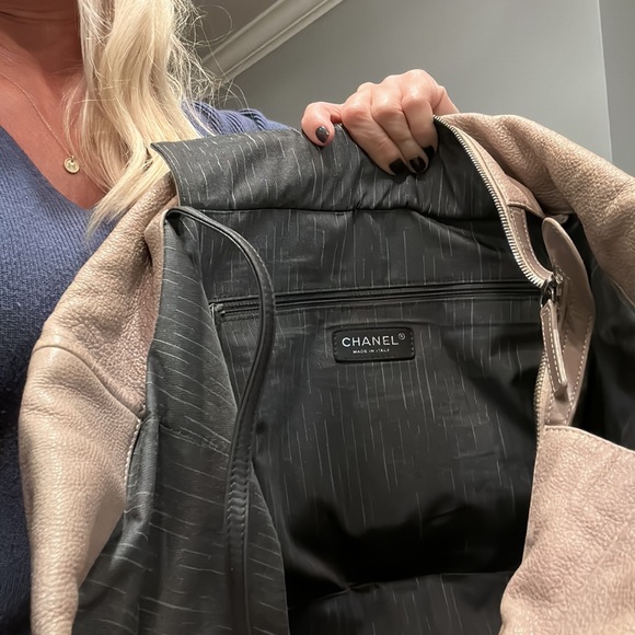 Chanel Shopping Tote- Neutral Leather - Picture 10 of 12